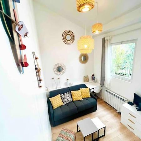 Jolie Mini Maison Lovely Tiny House Vitry-sur-Seine Kültér fotó