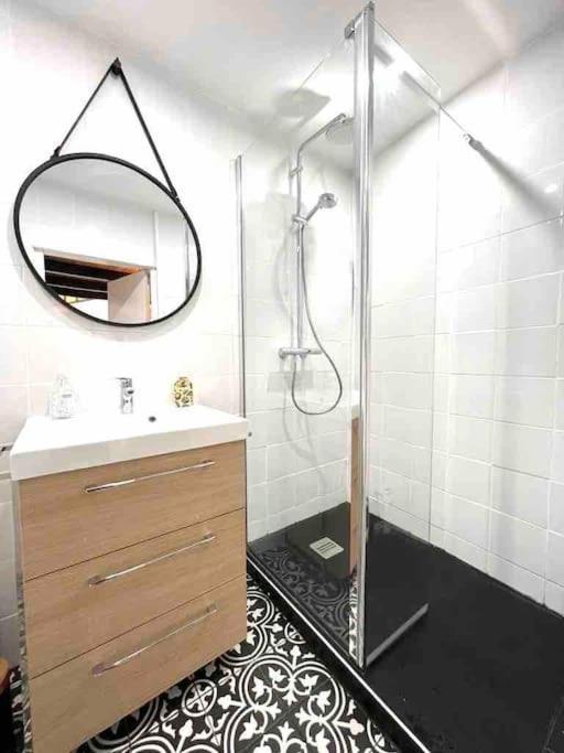 Jolie Mini Maison Lovely Tiny House Vitry-sur-Seine Kültér fotó