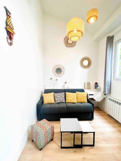 Jolie Mini Maison Lovely Tiny House Vitry-sur-Seine Kültér fotó