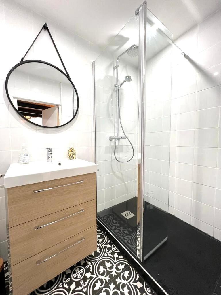Jolie Mini Maison Lovely Tiny House Vitry-sur-Seine Kültér fotó