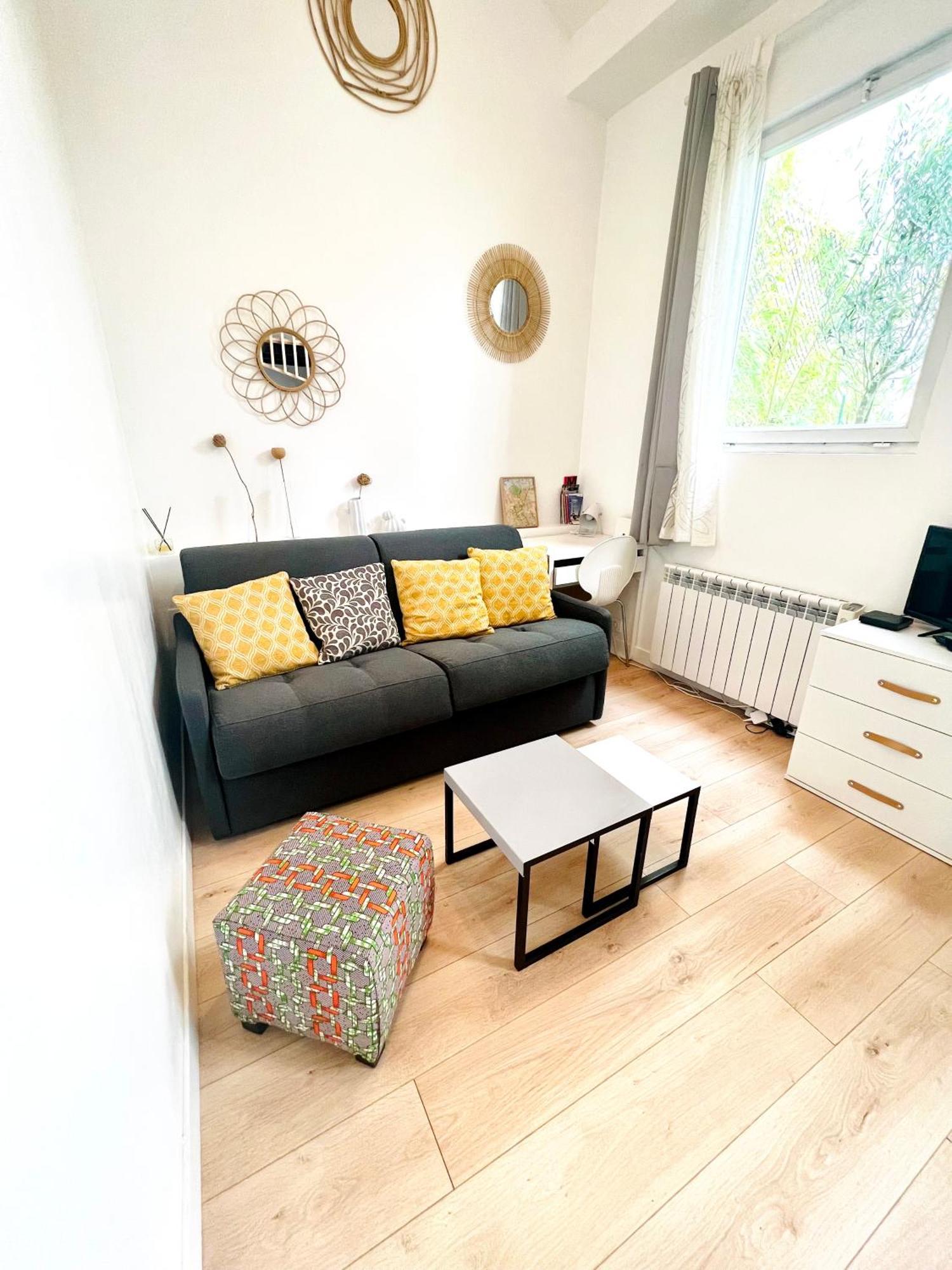 Jolie Mini Maison Lovely Tiny House Vitry-sur-Seine Kültér fotó